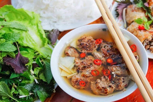 Bún Chả Hoa Châu - Trung Hiếu