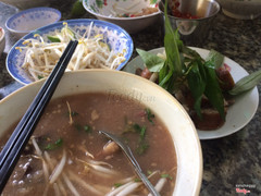 Dĩa lòng nhỏ vậy mà 50k :( Hơi tiếc :( Nhưng nói chung ăn cũng ổn