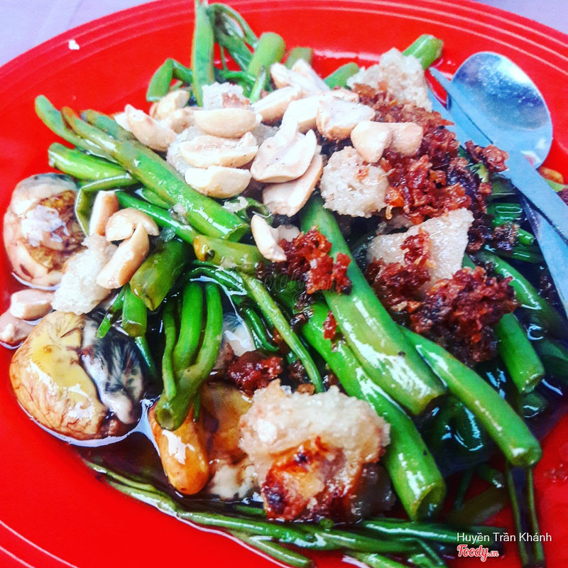 Cút lộn xào me