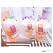 Vị trà sữa best khỏi nói 😍 kiểu mặn mặn, không quá ngọt.  Mê lắm lắm lắm luôn. Lớp kem cheese ngon kinh khủng!! Trân trâu trắng dai dai, nhai nghe tách tách tách đã lắm, không biết là do trân châu hay do răng phát ra 😂 đánh giá thang điểm 10/10. Giá hơi chát tí, nhưng bỏ ra uống không uổng tí nào