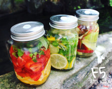 Nước detox cam dâu húng, chanh cam dưa leo, táo quế