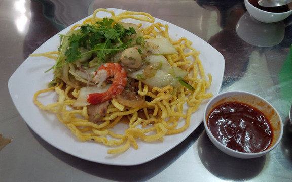 Huy Ký - Cơm Chiên & Mì Xào