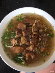 Bún bò hầm, gân bò 30/bát