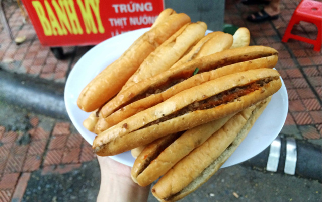 Phương Linh - Bánh Mì Các Loại