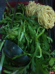 mì rau ăn lẩu