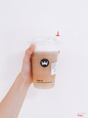 Trà ô long hoa hồng kem cheese + trân châu trắng (55k)