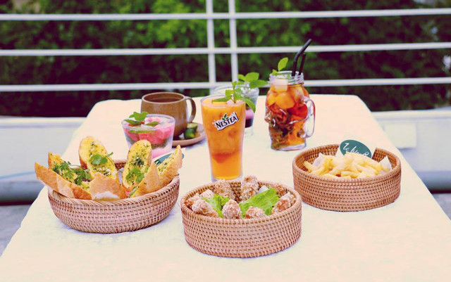 Le Blanc - Restaurant & Cafe