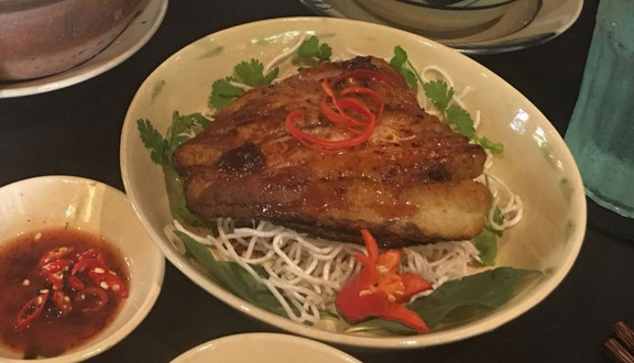 Mâm Restaurant - Nhà Hàng Món Ăn Việt Nam