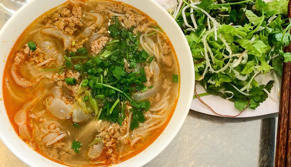 Phở & Bún Riêu Tư