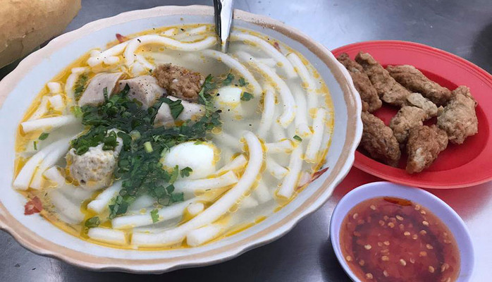 Bánh Canh 79