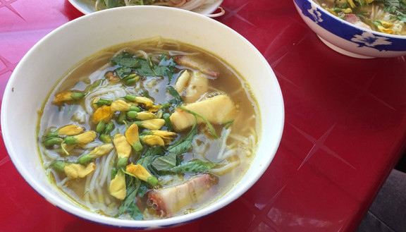 Ngọc Vân - Bún Cá Châu Đốc - Lê Văn Lương