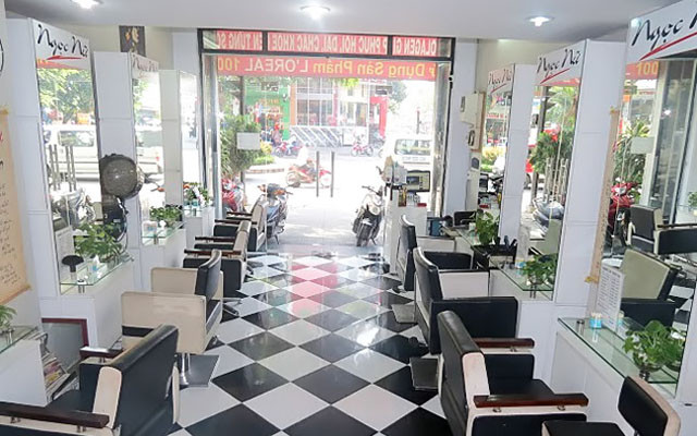 Salon Ngọc Nữ - Phan Xích Long