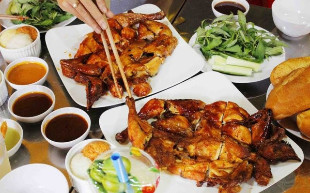 Foodfest - Gà Nướng Ò Ó O - Giảng Võ - Nowfood x Coca