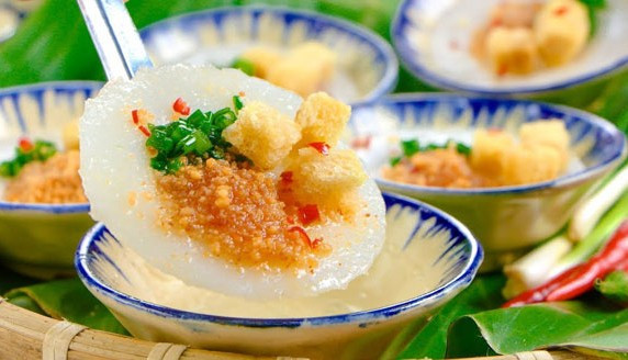 Cô Nga - Bánh Bèo Miền Trung