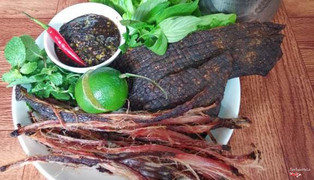 đặc sản thịt trâu gác bếp ở sapa