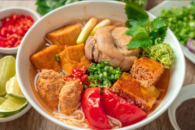 Canh Bún & Bún Riêu - 53 Tú Xương