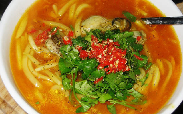 Bánh Canh Cua - Phạm Hồng Thái