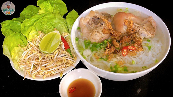 Quán Gia Linh - Bún Chả Hà Nội & Bánh Cuốn Nóng - Trần Quốc Toản