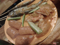 Xúc xích 10k
cá trứng 10k
Heo rừng 10k