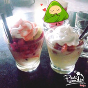 Hoa quả dầm kem