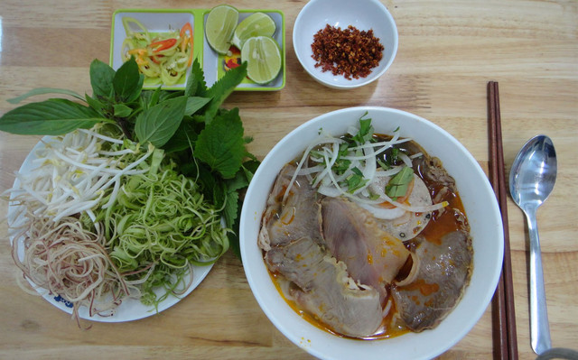 Bà Đào - Đặc Sản Huế & Cơm Ba Miền