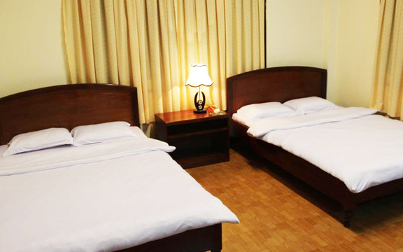 Bồ Công Anh Hotel