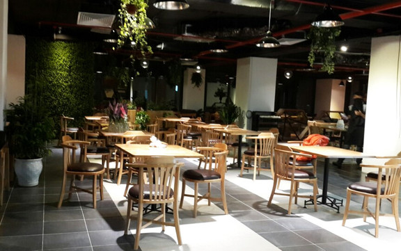 Highview Cafe & Restaurant