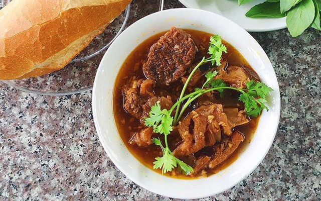 Bún Xào & Bò Kho