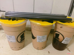 Lại thử thêm mấy vị và chân châu trắng. Lần này vị nào cũng ưng đặc biệt là oder qua deliverynow được sale 50% thành ra đã rẻ càg thêm rẻ😝😝 ôi chỉ mong chờ lại sale 