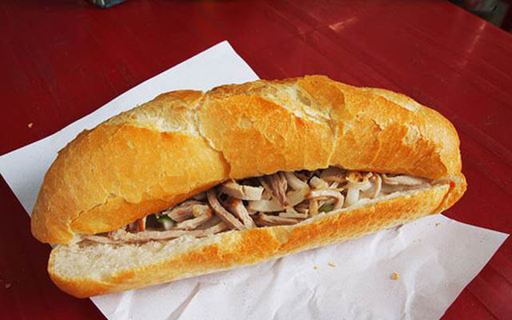 Bánh Mì Bì Thịt Nướng