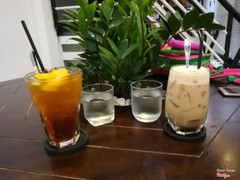Tối lang thang ghé cafe Cô Ba uống Đào Cam Sả xả stress