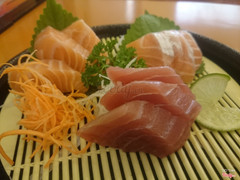 sashimi cá hồi - cá ngừ