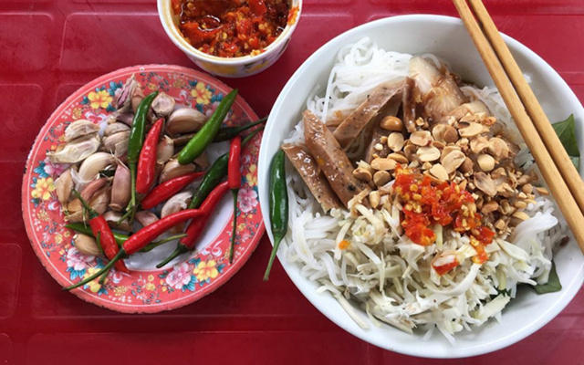 Bé Nhỏ - Bánh Bèo & Bún Mắm