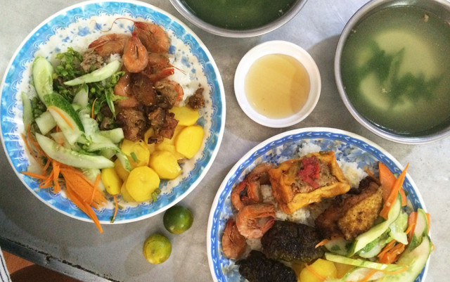 Cường Thủy - Cơm Bình Dân