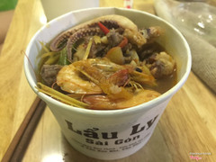 Khoảng 45k cho ly đầy ắp thế này