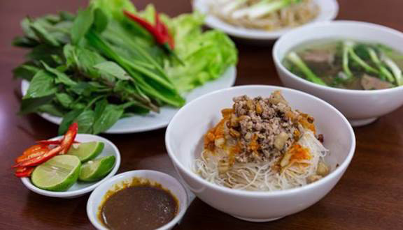 Phở Khô Gia Lai - Ung Văn Khiêm