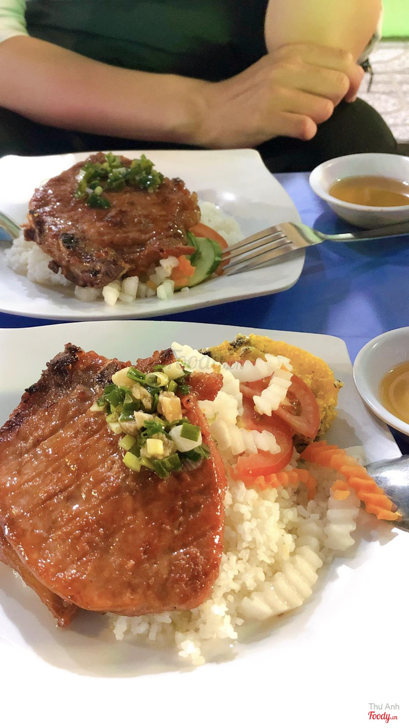 Sườn chả 27k