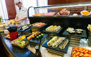 Oven D'or Buffet - Sheraton Hanoi Hotel