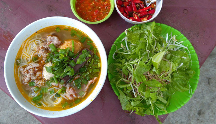 Bún Bò Huế O Mai