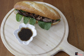 Bánh mì Phố Cổ