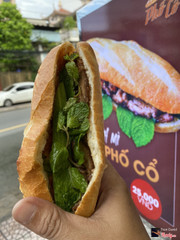 Ổ bánh mì Phố Cổ