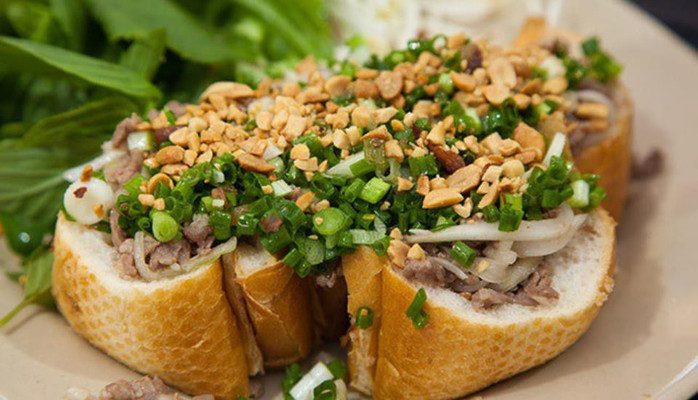 Bếp Cô Huệ - Ăn Vặt & Bánh Mì Bò Hấp