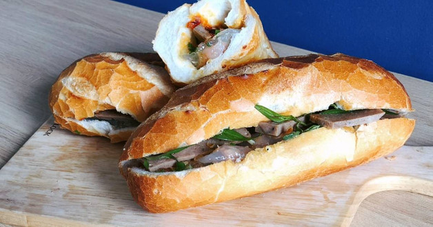 Bánh Mì Chị Lan - Bà Huyện Thanh Quan