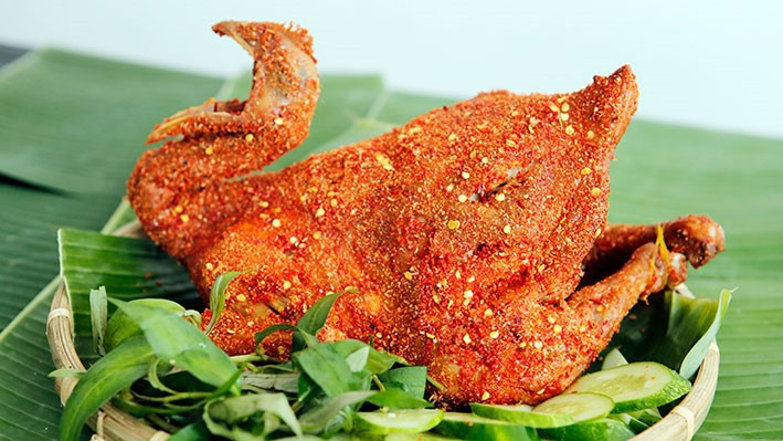 Gà Nướng Muối Ớt Không Cay A Đạt - 176 Âu Cơ