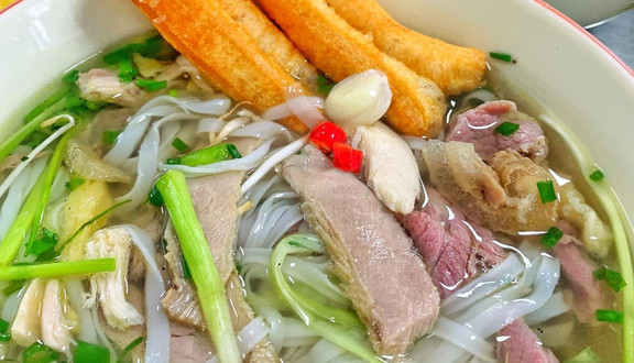 Phở Ba Vui - 16 Vương Thúc Mậu