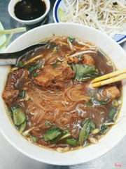 Hủ tiếu bò kho