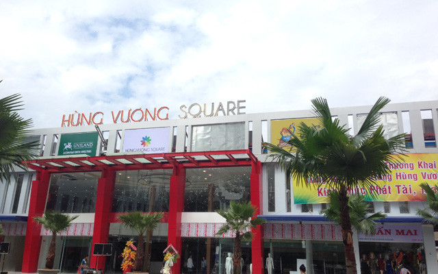 Hùng Vương Square Shopping Center