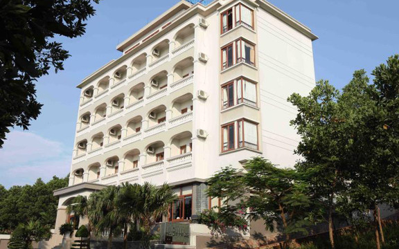 Hoa Binh Ha Long Hotel - Tuần Châu