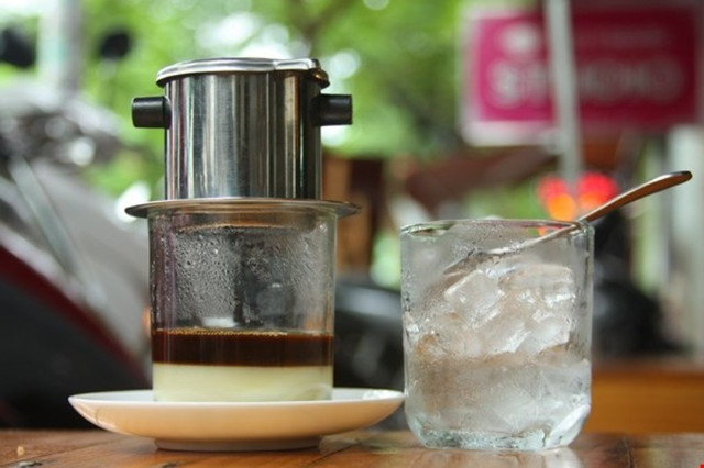 Mộc Miên Cafe - Lạc Long Quân