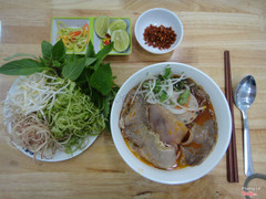 bún bò huế
